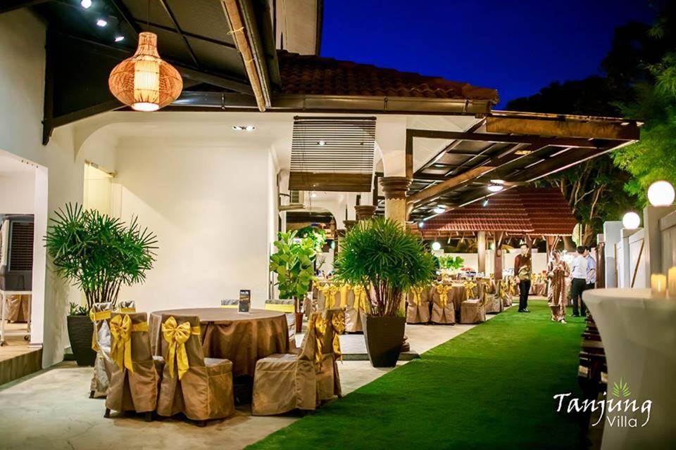 Tanjung Villa Muar Exteriör bild